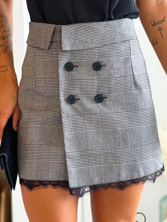 Zara Dresses & Skirts - Zara Houndstooth Plaid Mini Skirt with Lace Trim Size Medium